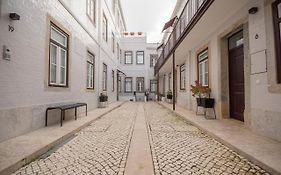 Charming Apartment In Private Condominium At Graca